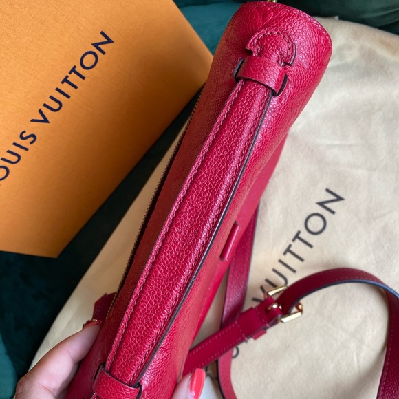 Authentic Louis Vuitton Métis red empreinte crossbody discontinued - Picture 3 of 13